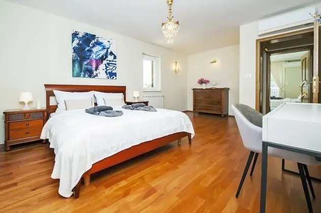 Deluxe Apart Daire, 4 Yatak Odası, Teras, Havuz Manzaralı