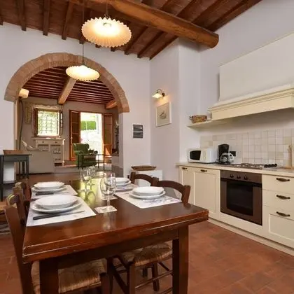 Family Apart Daire, Birden Çok Yatak, 2 Banyolu, Bahçeli (Francigena 4)