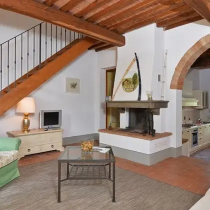 Family Apart Daire, Birden Çok Yatak, 2 Banyolu, Bahçeli (Francigena 4)