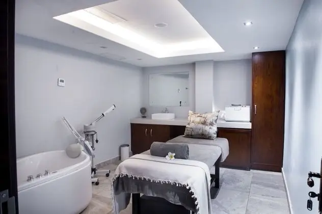 Çatı Katı Süiti (Penthouse)