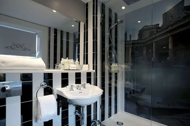 Classic Oda, 1 Çift Kişilik Yatak, Banyolu/Duşlu, Şehir Manzaralı