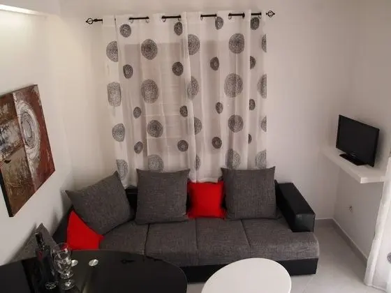 Apart Daire (Franco - secluded paradise - A1 Ruza()
