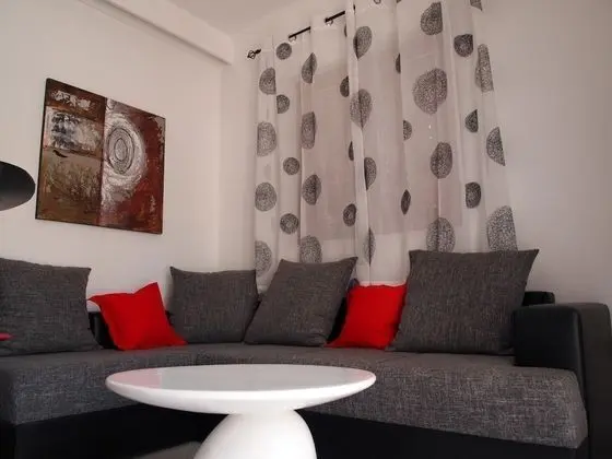 Apart Daire (Franco - secluded paradise - A1 Ruza()