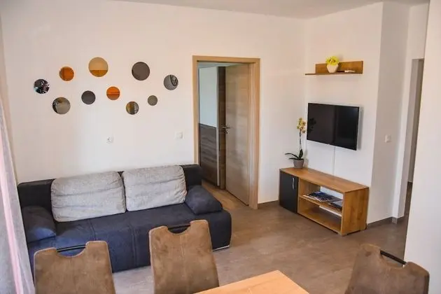 Apart Daire (FRANE - family apartment - A2 kat(4+1)