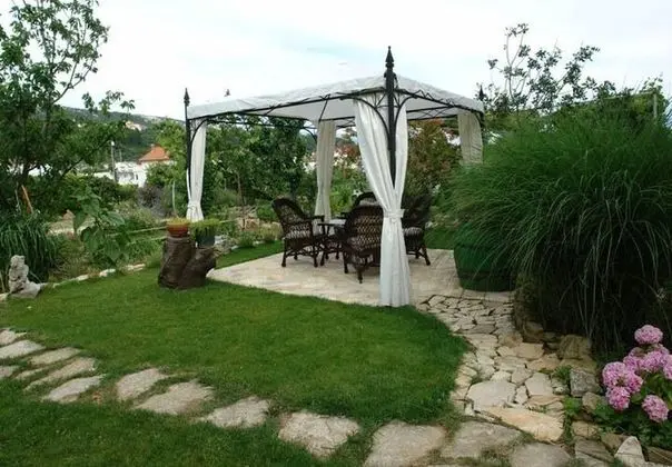 Apart Daire (Frane - with garden - A1(6))