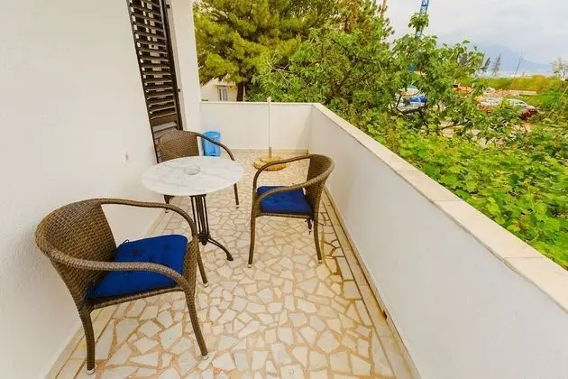 Classic Apart Daire, 2 Yatak Odası, Balkon, Bahçe Manzaralı