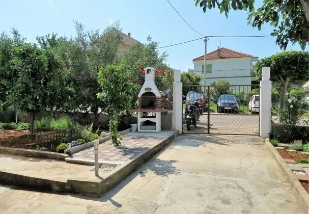 Apart Daire (Franka - 70 m from sea - A1(6))