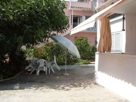 Apart Daire (Franka - 70 m from sea - A1(6))