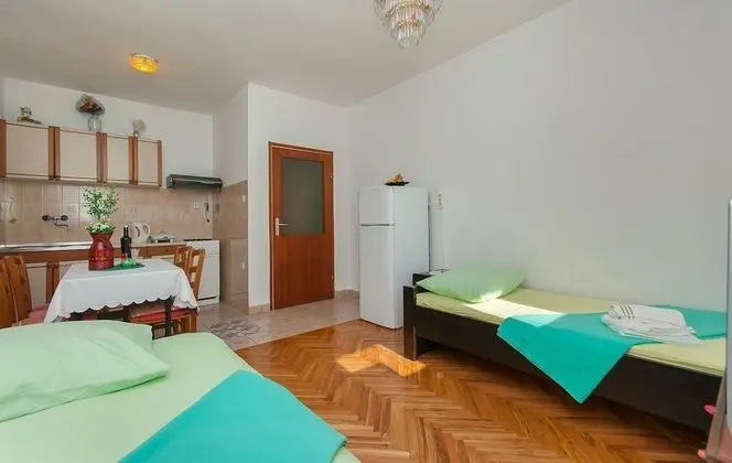 Apart Daire (Franka - beautiful sea view & parking)