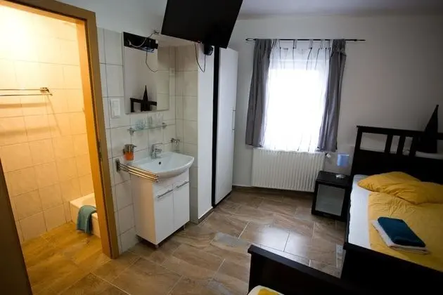 Standard Üç Kişilik Oda, Sigara İçilmez