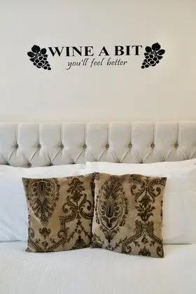 Vinology Room