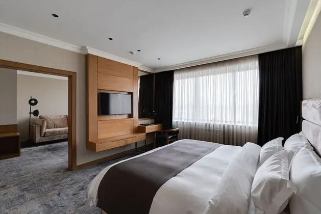 Luxury Oda