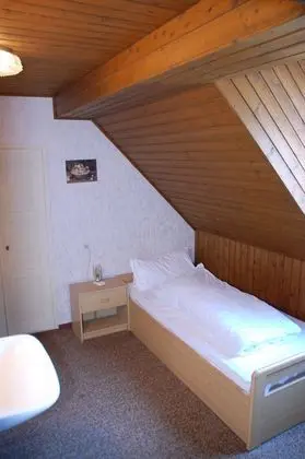 Tek Kişilik Oda, Ortak Banyo