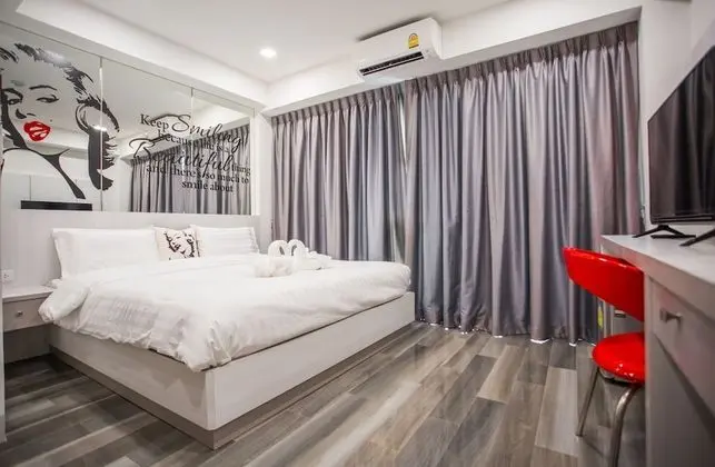 Deluxe Tek Büyük Yataklı Oda, Balkon