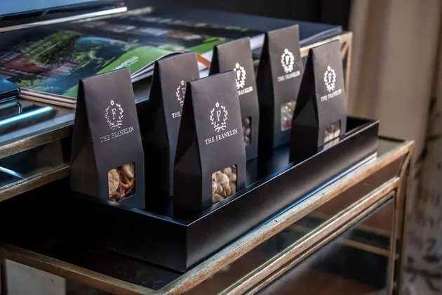 Executive Suite (Suite Temptation)