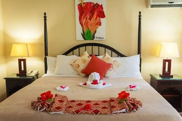 Suite, 1 Bedroom, Garden/Pool View with Full- Time Nanny Service