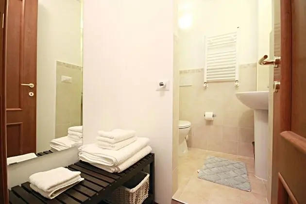 Tek Büyük Yataklı Oda, Özel Banyo (External)