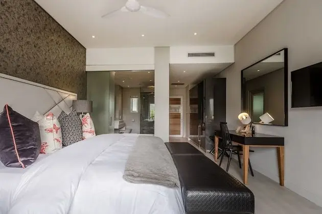 Luxury En-Suite King/Twin Mountain Views