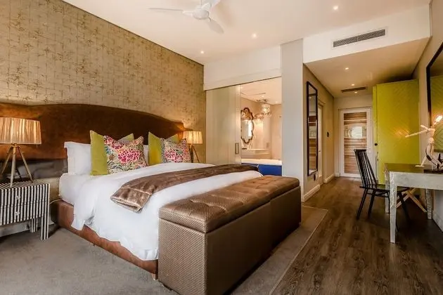 Luxury En-Suite King/Twin Mountain Views