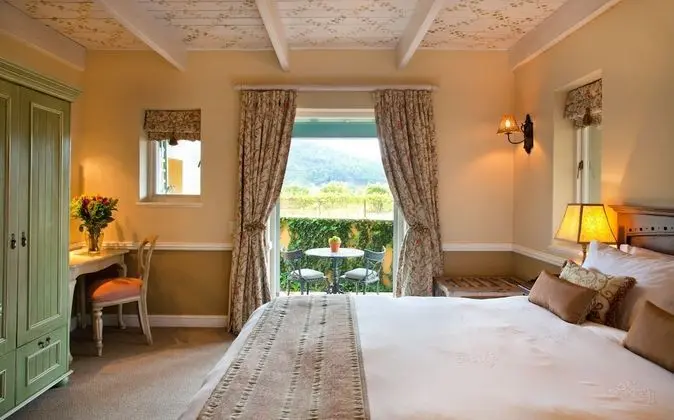 Kır Evi, 1 Büyük (Queen) Boy Yatak ve Çekyat, Sigara İçilmez, Dağ Manzaralı