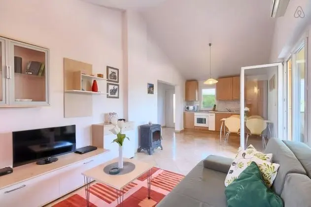 Standard Daire, Teras, Avlu Manzaralı