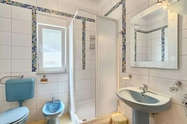 Standard Stüdyo, Avlu Manzaralı, Bahçeli