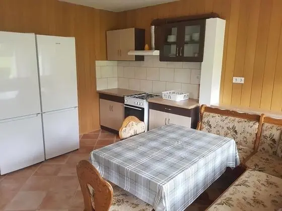 Apart Daire, Bahçe Manzaralı