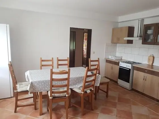 Apart Daire, Bahçe Manzaralı
