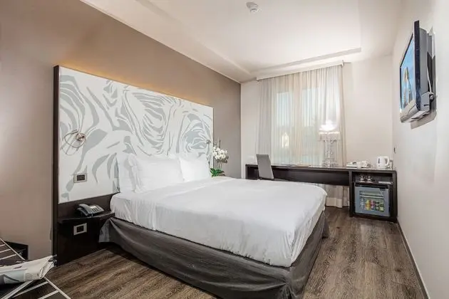 Comfort Tek Büyük Yataklı Oda
