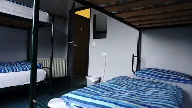 Ortak Ranzalı Oda (4 Bed - Female)