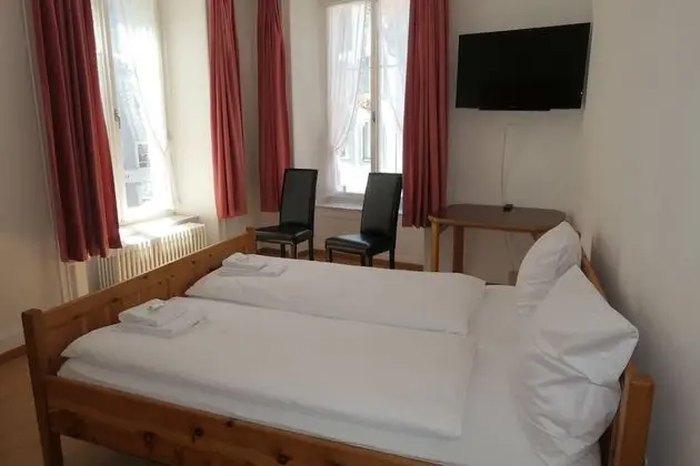 Basic Tek Büyük Yataklı Oda, Ortak Banyo