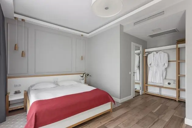 Deluxe Tek Büyük Yataklı Oda, Balkon
