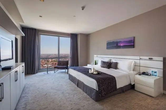 Çatı Katı Süiti (Penthouse), 4 Yatak Odası
