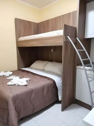 Classic Tek Büyük Yataklı Oda