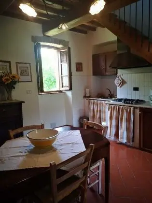 Panoramic Apart Daire, 2 Yatak Odası, Küçük Mutfak, Göl Manzaralı