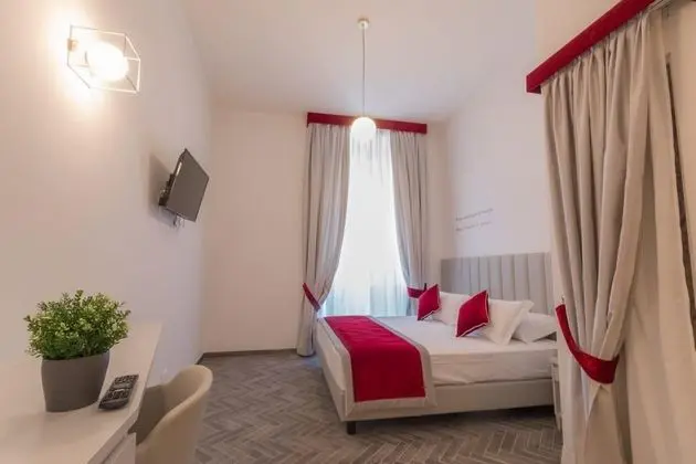 Superior Tek Büyük Yataklı Oda (Condotti)