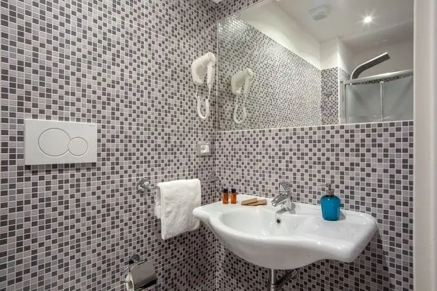 Deluxe Üç Kişilik Oda, 1 Yatak Odası