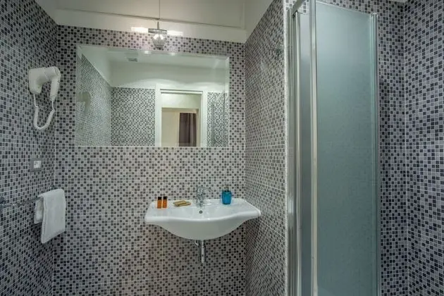 Deluxe Üç Kişilik Oda, 1 Yatak Odası