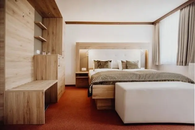 Comfort Tek Büyük Yataklı Oda