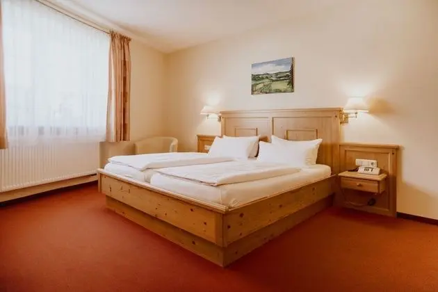 Comfort Tek Büyük Yataklı Oda