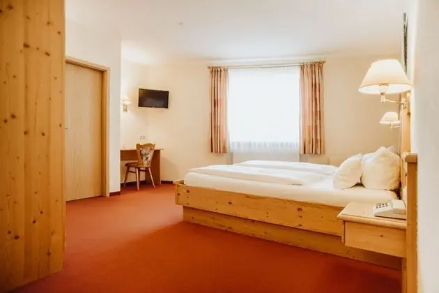 Comfort Tek Büyük Yataklı Oda