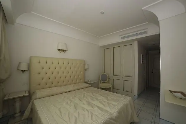 Economy Oda, 1 Büyük (Queen) Boy Yatak, Deniz Manzaralı
