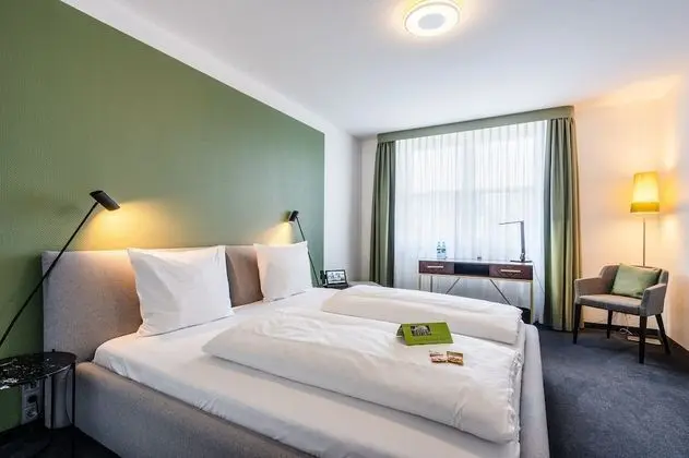 Classic Tek Büyük Yataklı Oda