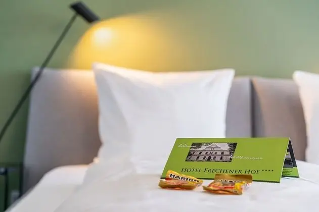 Classic Tek Büyük Yataklı Oda