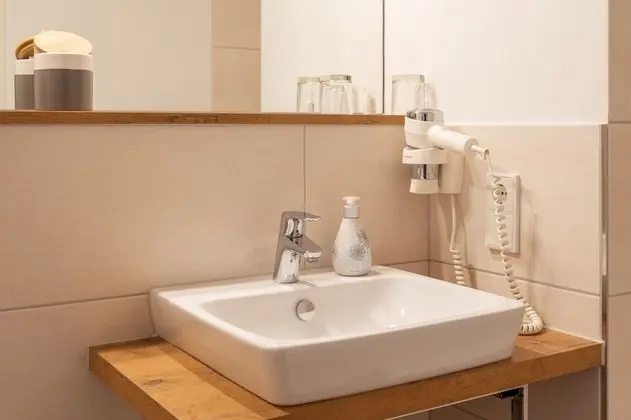 Classic Tek Büyük Yataklı Oda