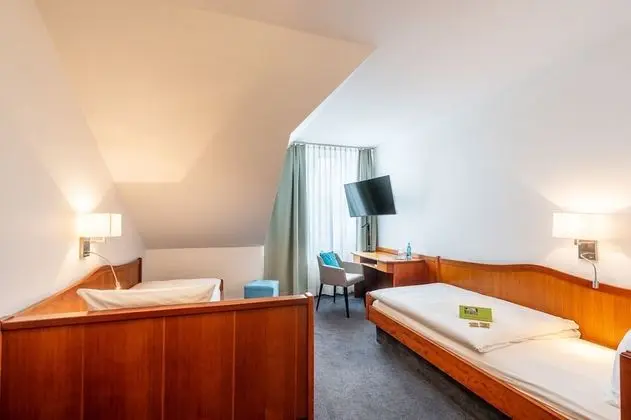 Economy İki Ayrı Yataklı Oda