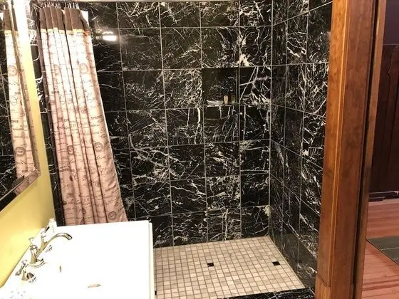 Tek Büyük Yataklı Oda, Banyolu/Duşlu, Nehir Manzaralı (Room 30)
