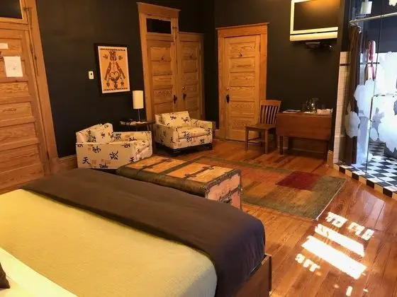 Tek Büyük Yataklı Oda, Banyolu/Duşlu, Şehir Manzaralı (Room 06)