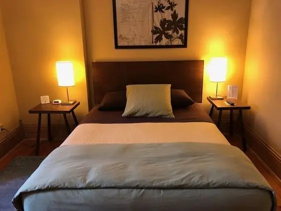 Tek Büyük Yataklı Oda, Banyolu/Duşlu, Şehir Manzaralı (Room 07)
