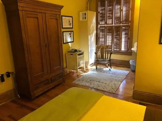 Tek Büyük Yataklı Oda, Banyolu/Duşlu, Şehir Manzaralı (Room 07)